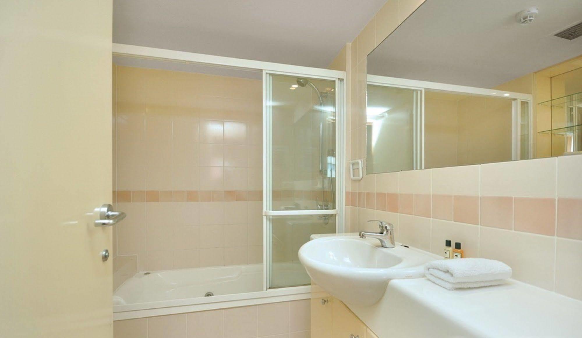 The Sedgebrook On Leichhardt Apart otel Brisbane Dış mekan fotoğraf